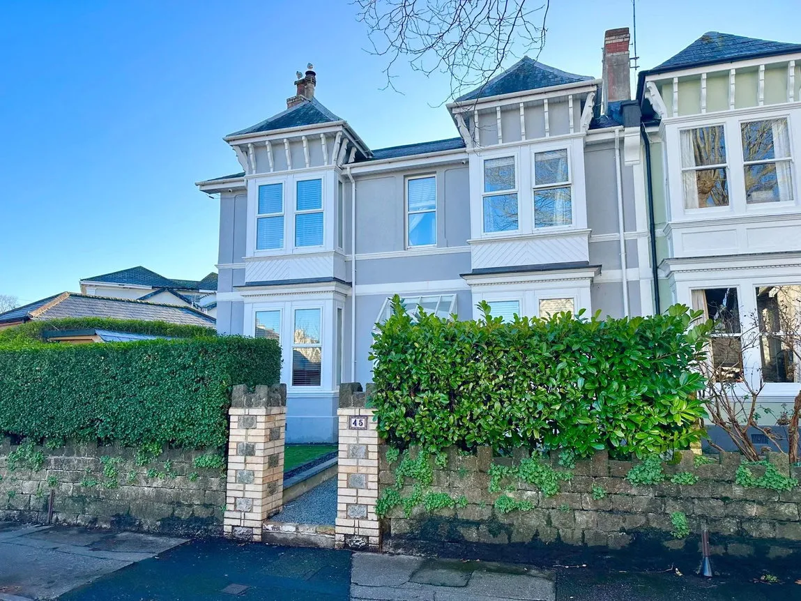 House Thurlow Road in Torquay