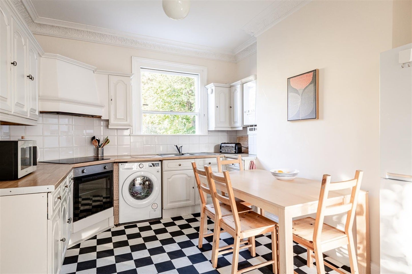 Flat Milson Road in Greater London