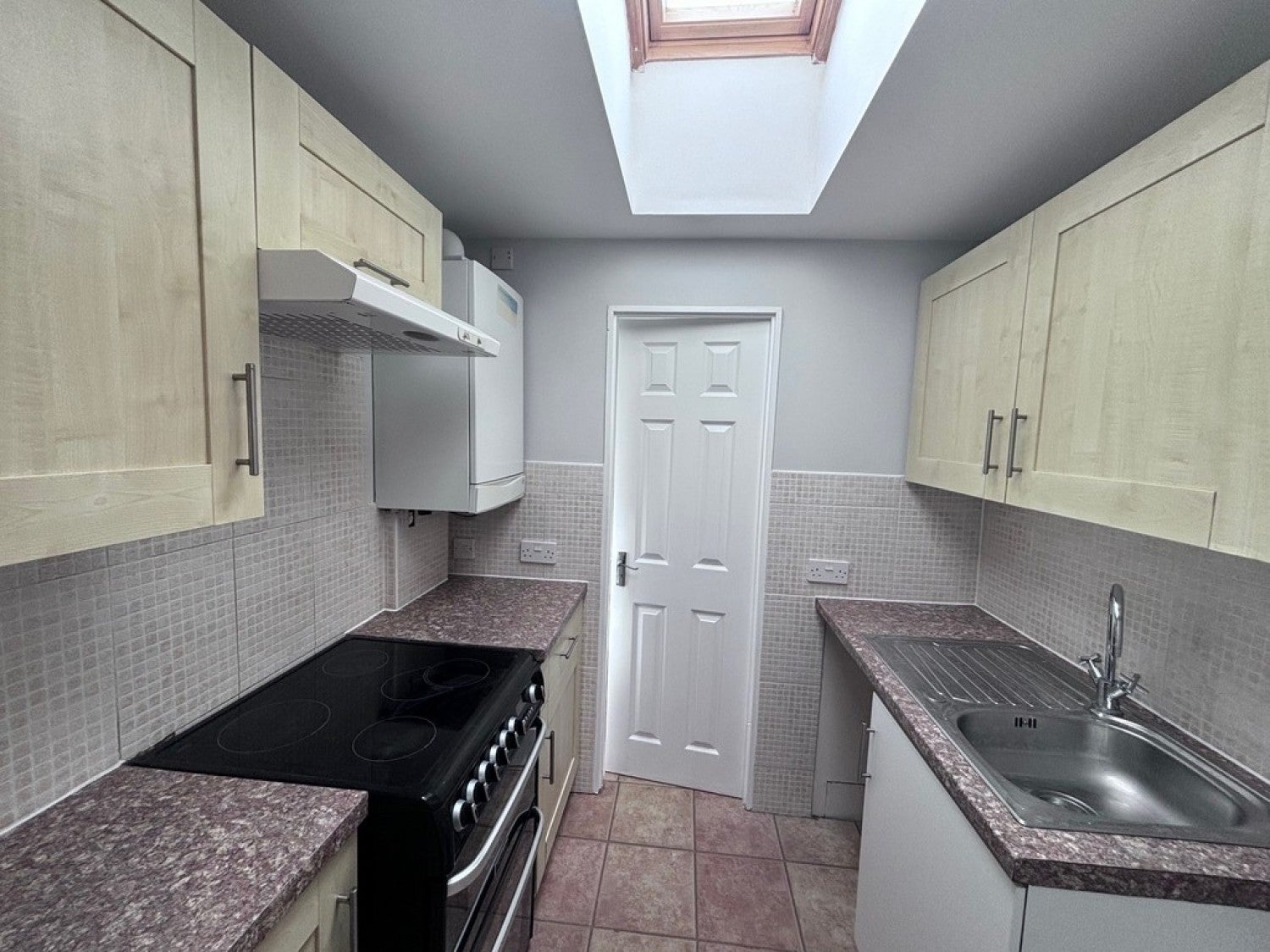 Flat Hillside Terrace in Yeovil
