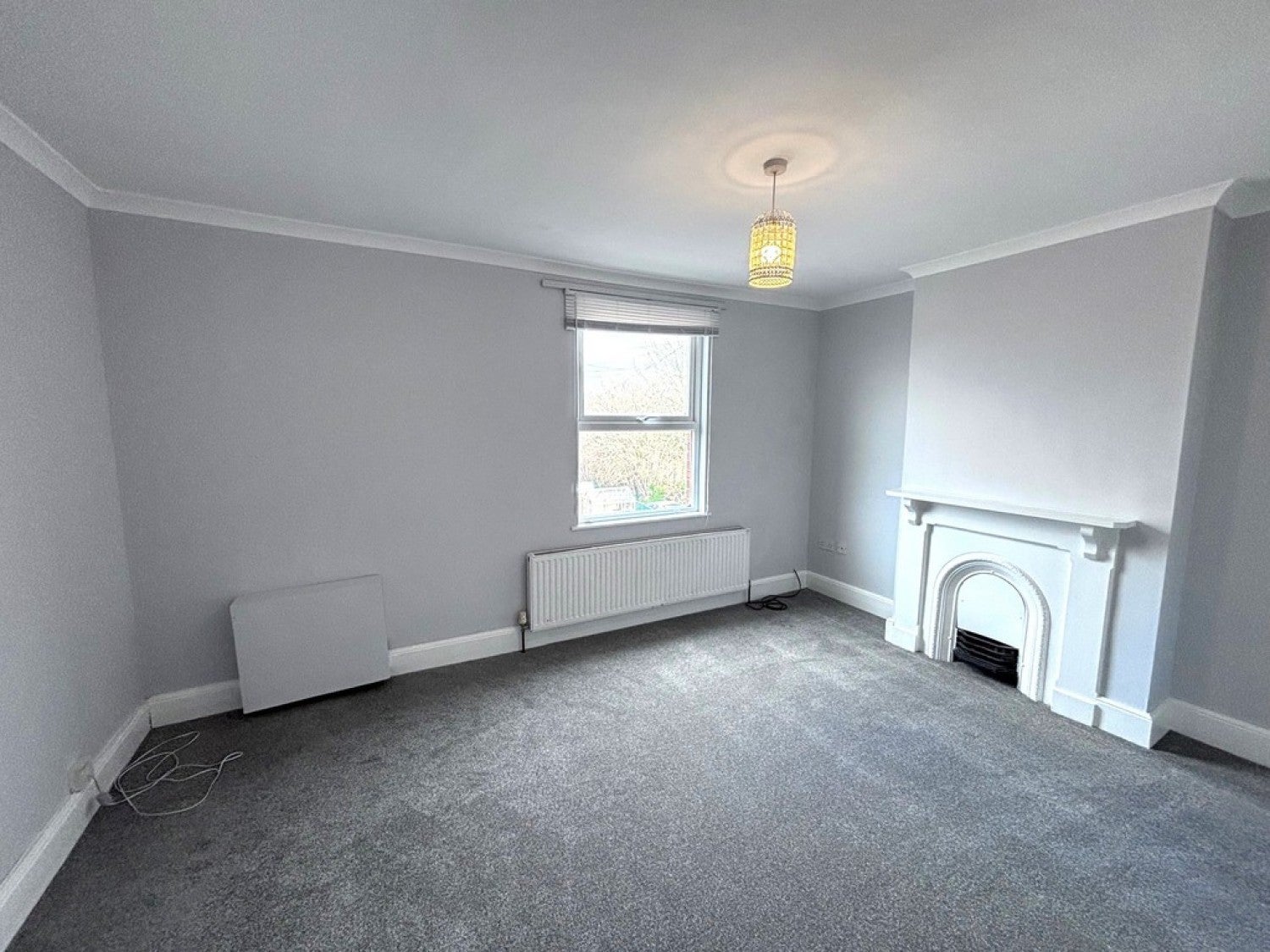 Flat Hillside Terrace in Yeovil