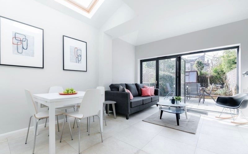 Room Eversleigh Road in Greater London