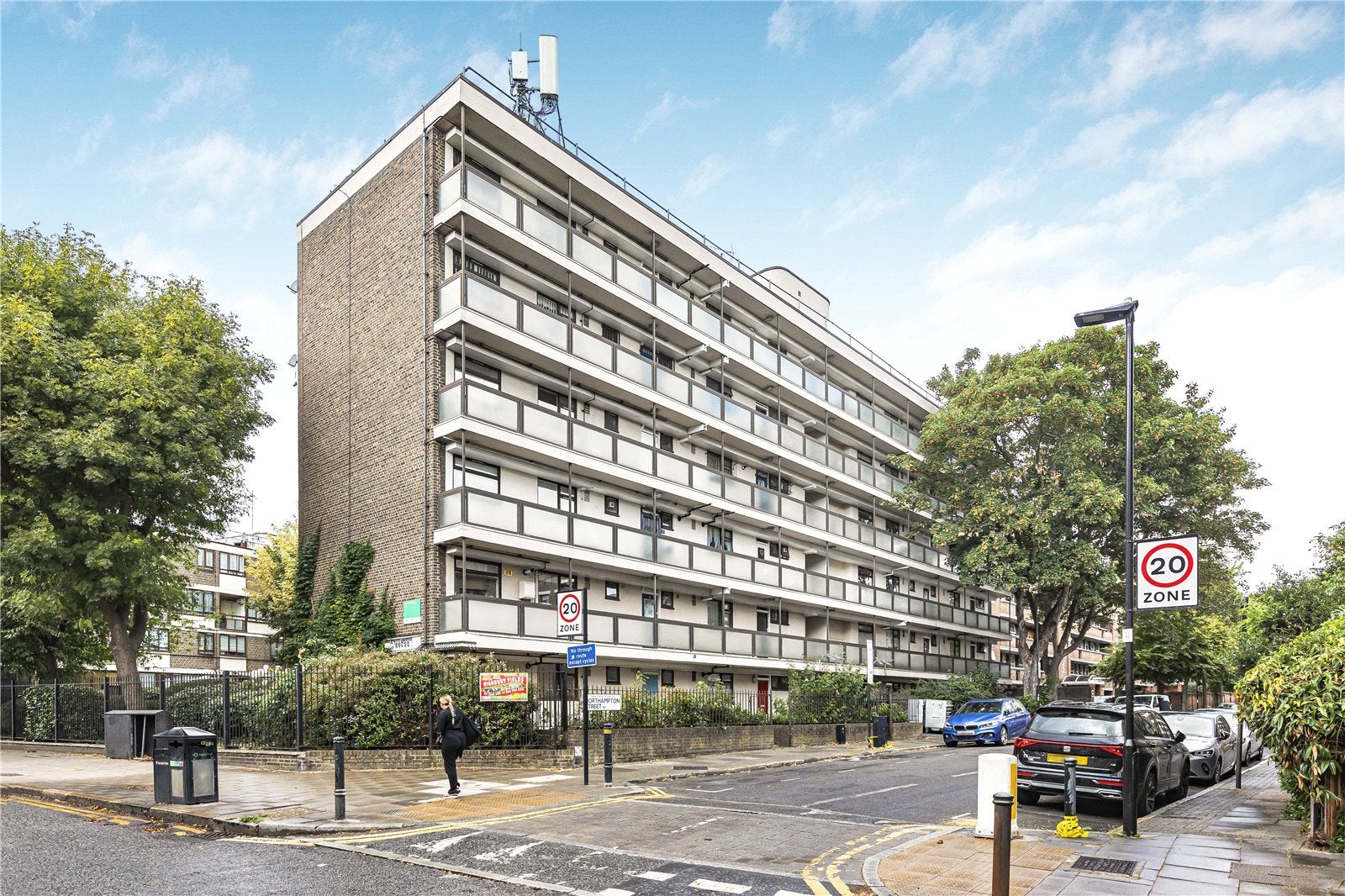 Flat Northampton Street in Greater London