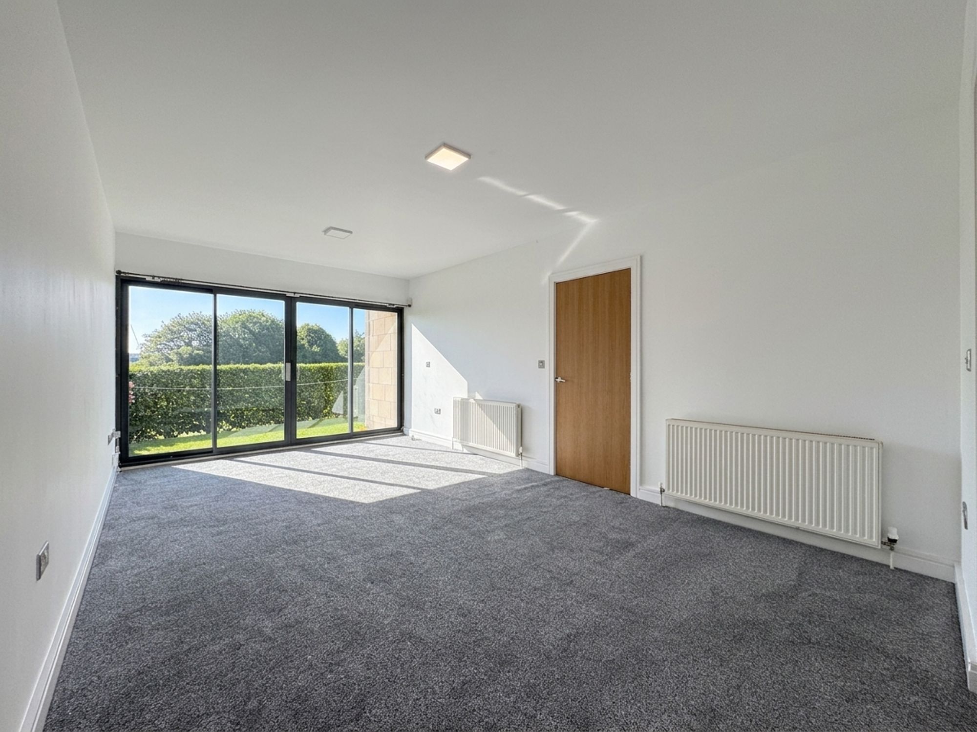 Flat Newsome Road in Huddersfield