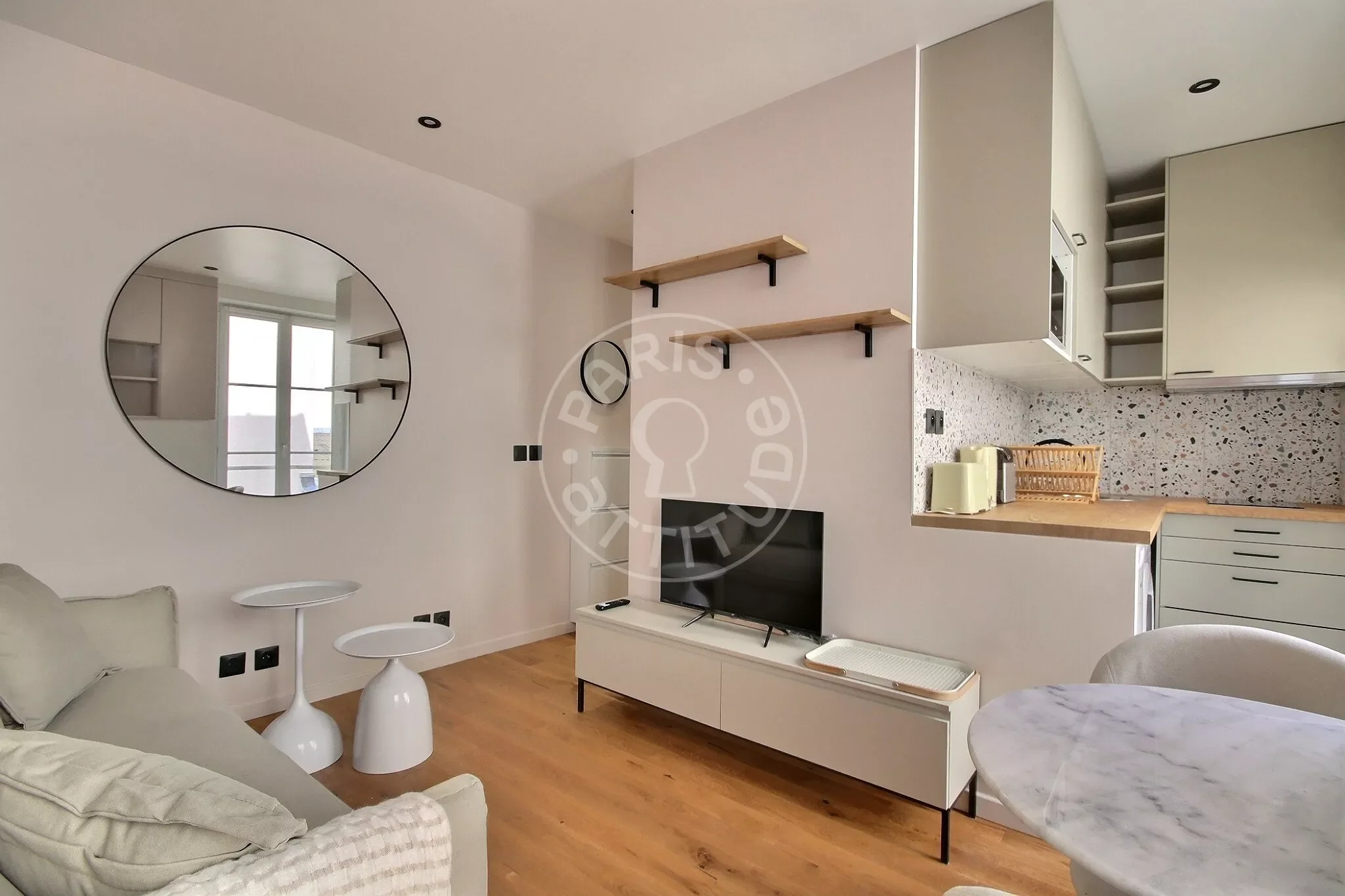 Appartement Avenue de Taillebourg à Paris