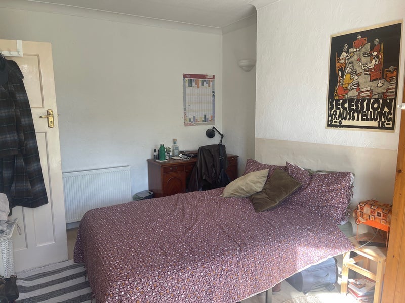 Room Springfield Avenue in Greater London