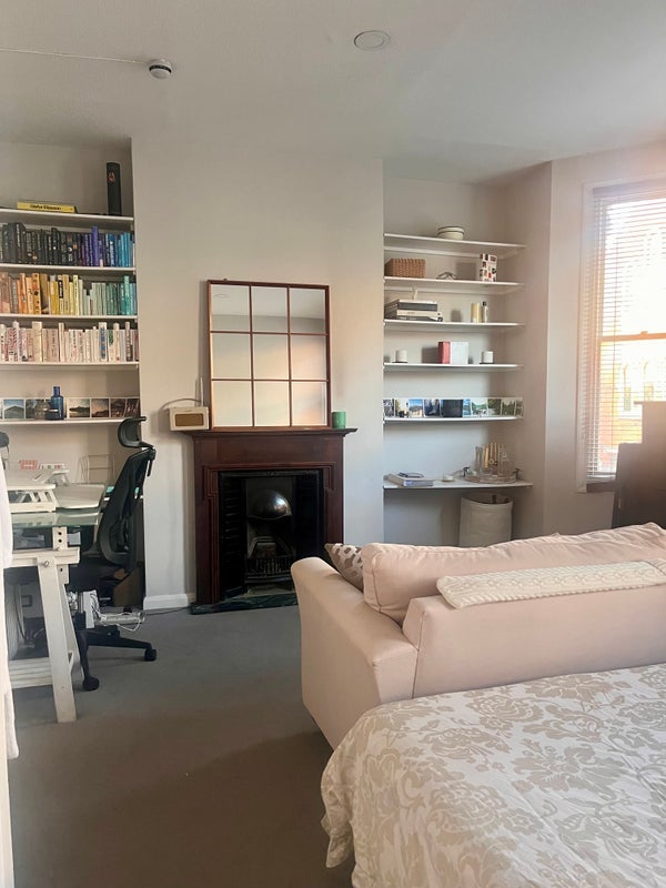 Room Devonshire Road in Greater London
