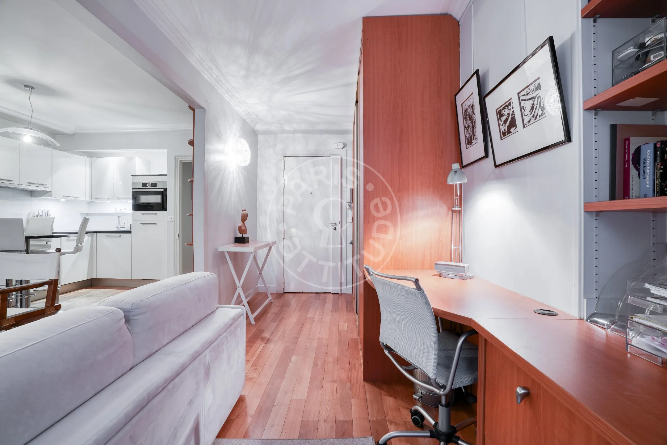 Appartement Rue Godot-de-Mauroy à Paris