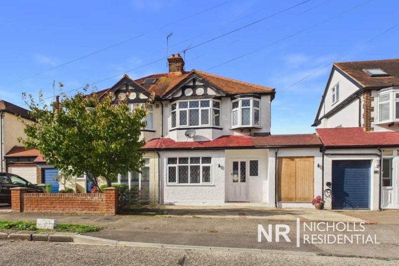 House Belfield Road in Epsom and Ewell