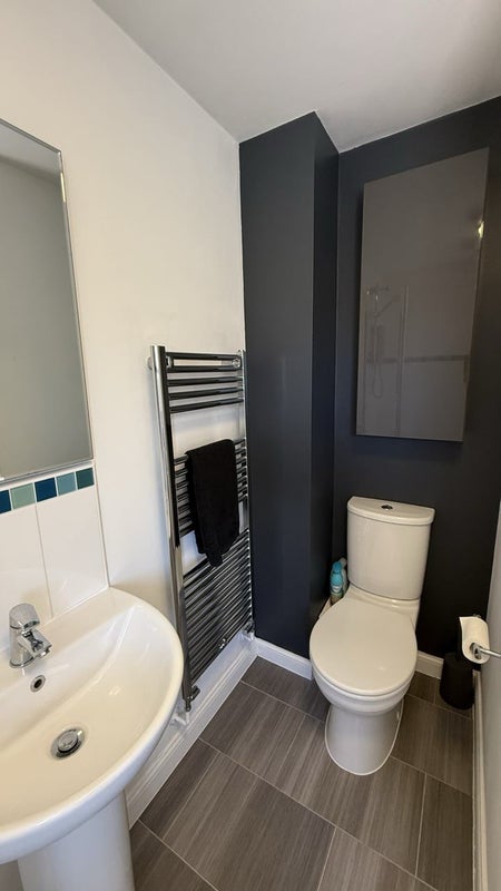 Room Daisy Close in Coventry