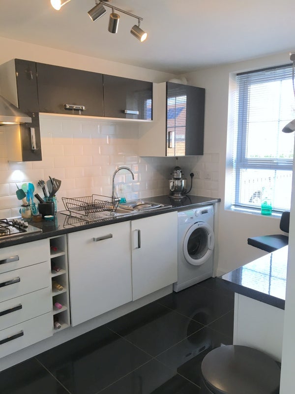 Room Daisy Close in Coventry