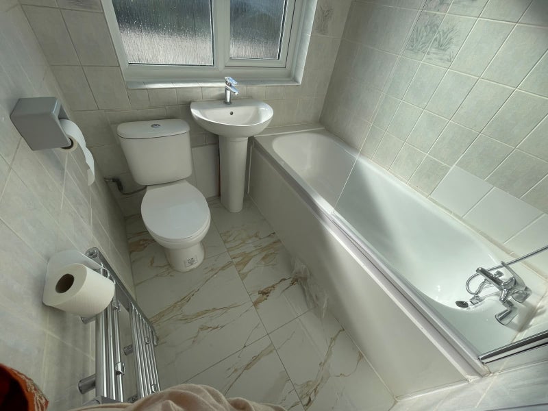 Room Nightingale Road in Greater London