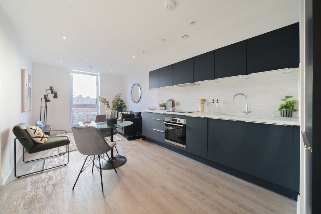 Flat Beckenham Road in Greater London