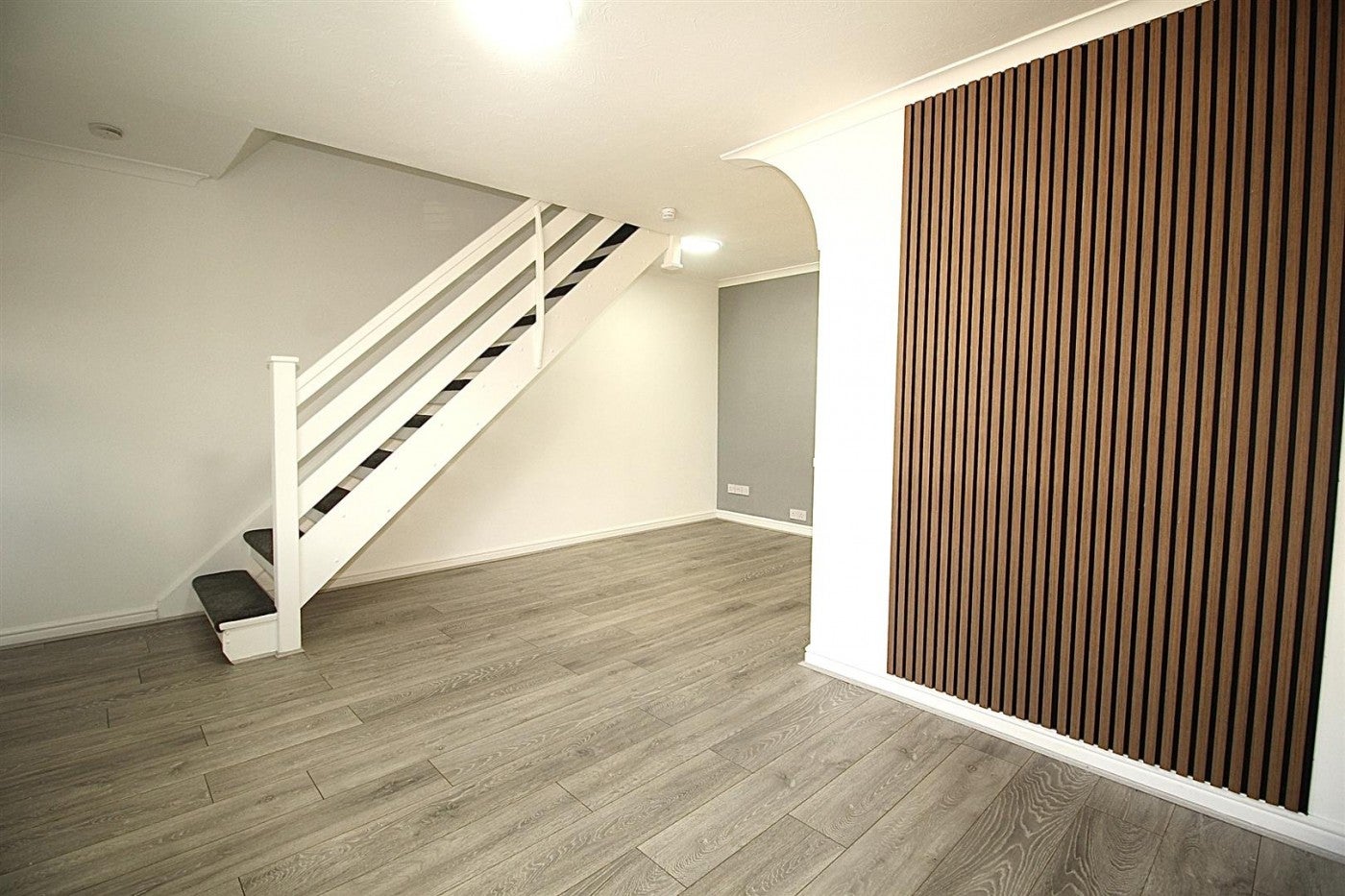 House Mahon Close in Greater London