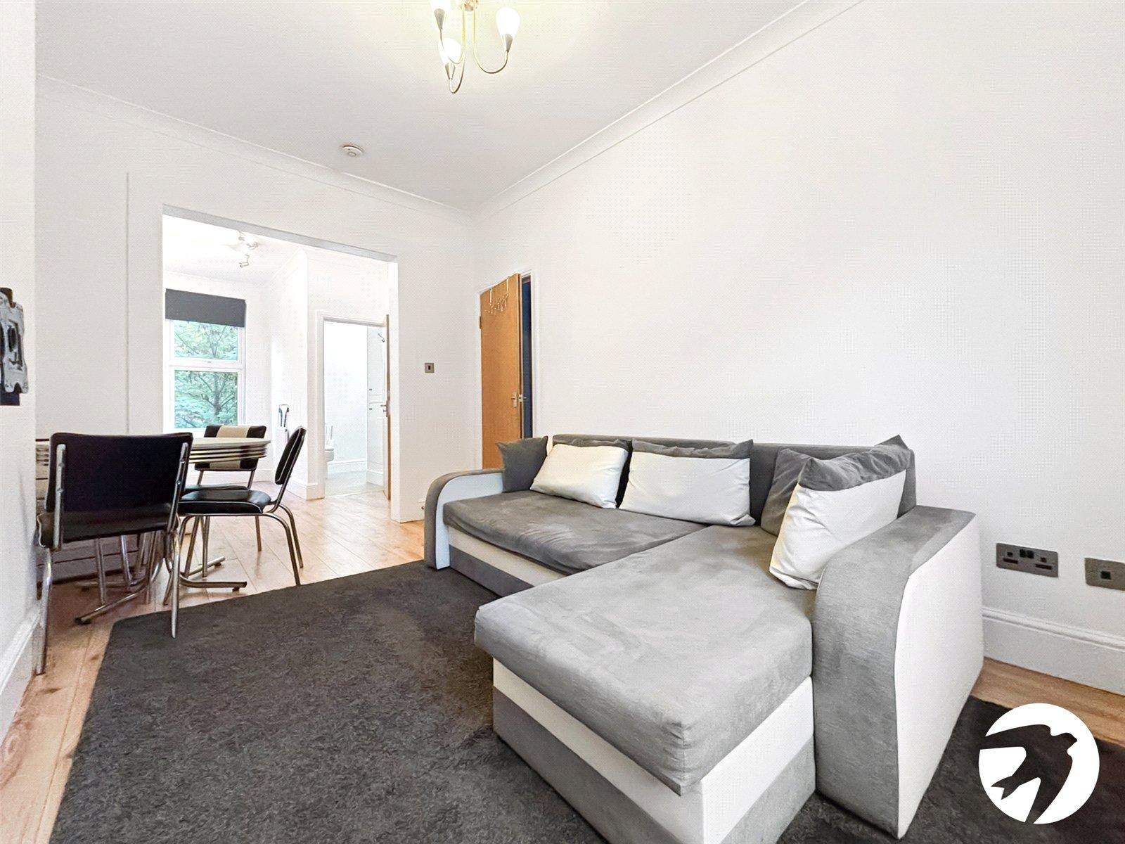 Flat Marischal Road in Greater London