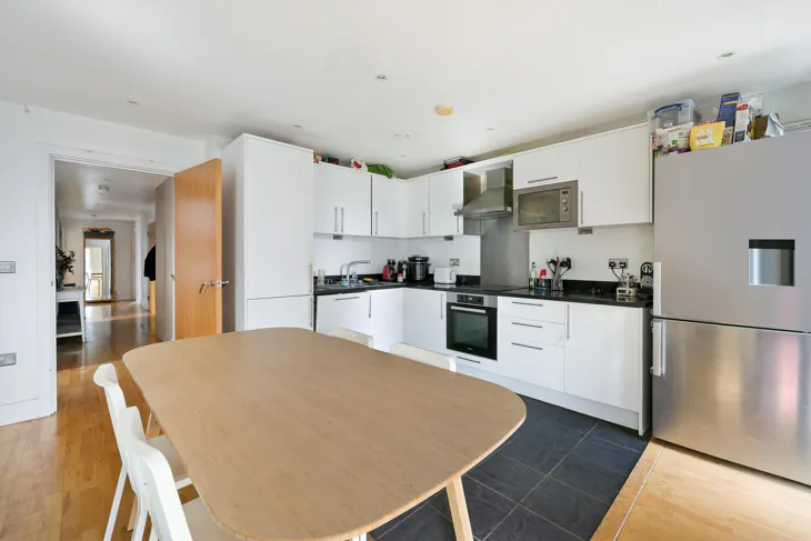 Flat Cassilis Road in Greater London