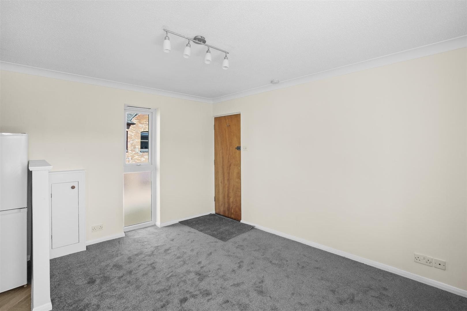 Flat Desborough Park Road in High Wycombe