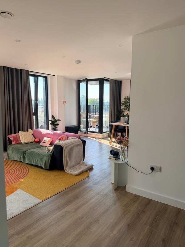 Room Brackley Street in Farnworth