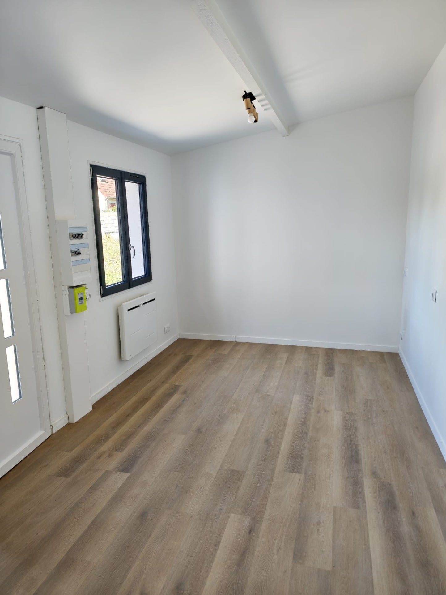 Flat Rue Nationale in Roumazières-Loubert
