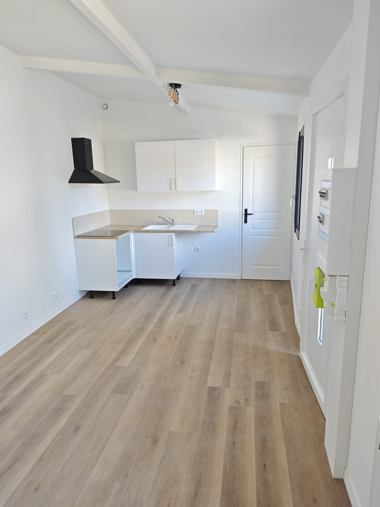 Flat Rue Nationale in Roumazières-Loubert