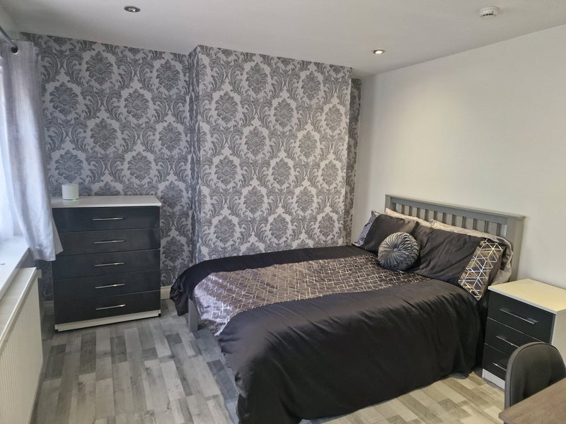 Room Douglas Road in Birmingham