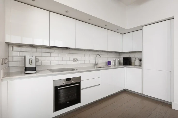 Flat Chatham Place in Greater London