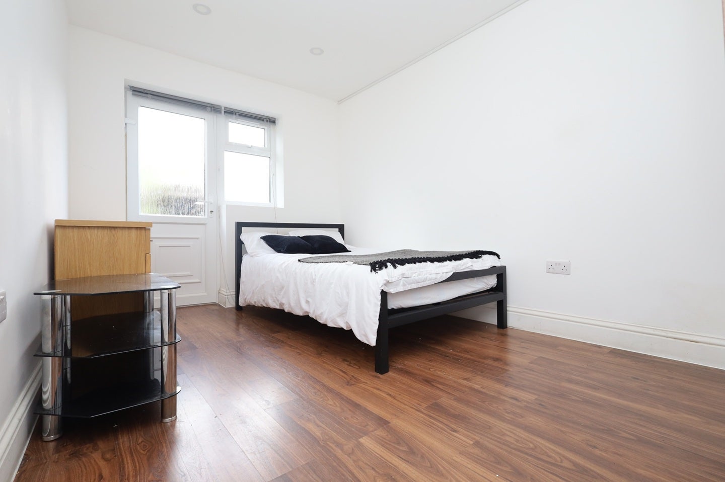 Flat Rye Field in Greater London