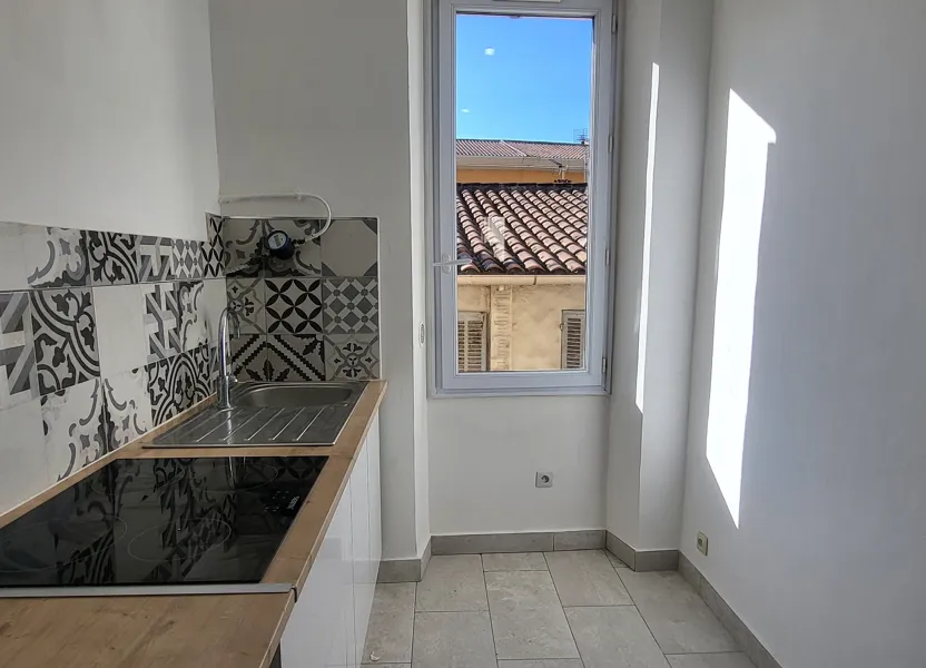 Flat Avenue Estienne d'Orves in Toulon