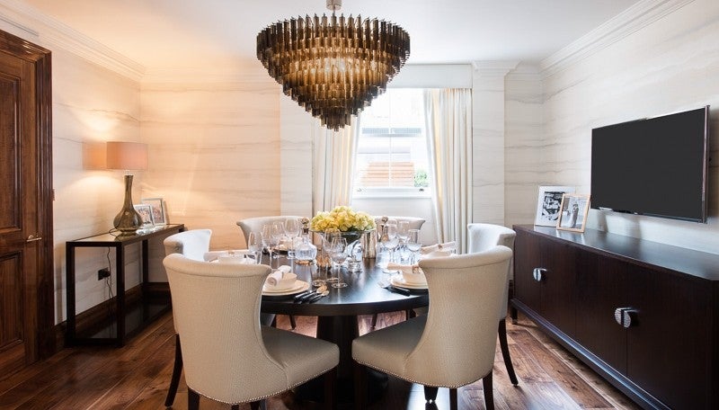 Flat Grosvenor Hill in City of Westminster