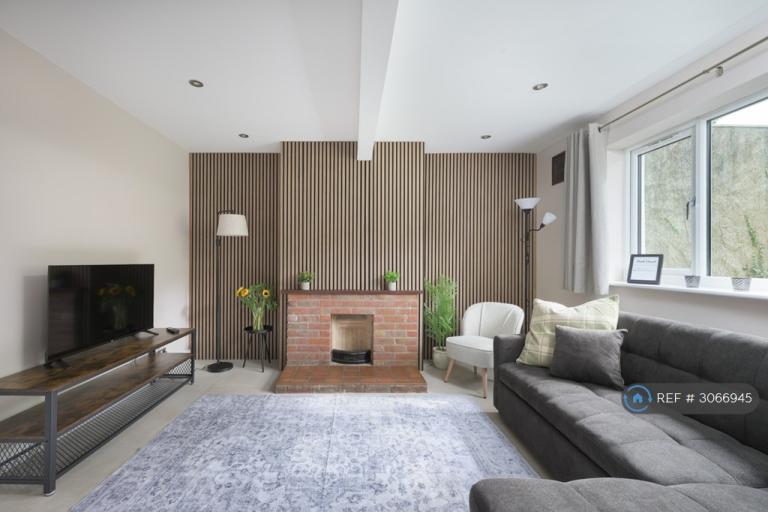 House Wendover Street in High Wycombe