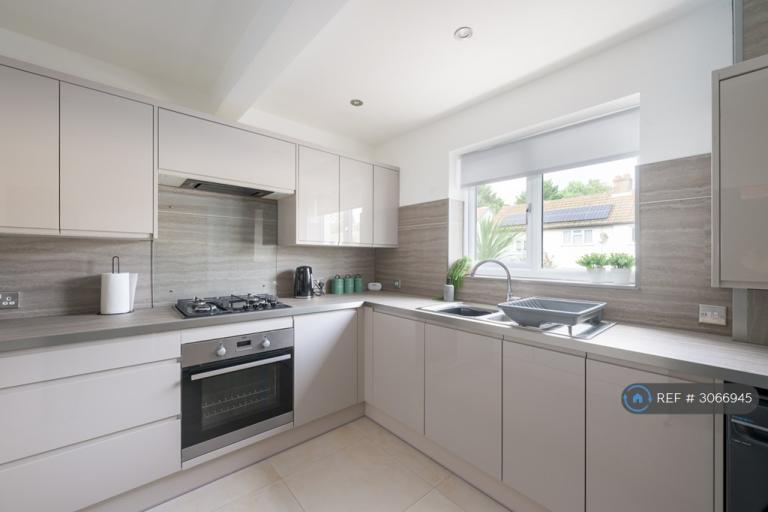 House Wendover Street in High Wycombe