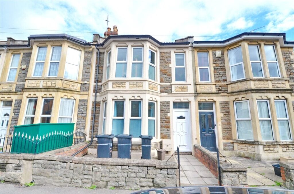 House Longmead Avenue in Bristol