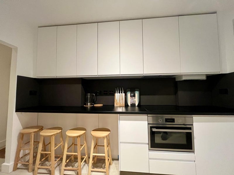 Room Robert Street in Greater London