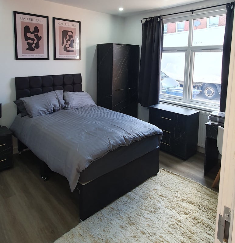Room Bell Street in Maidenhead