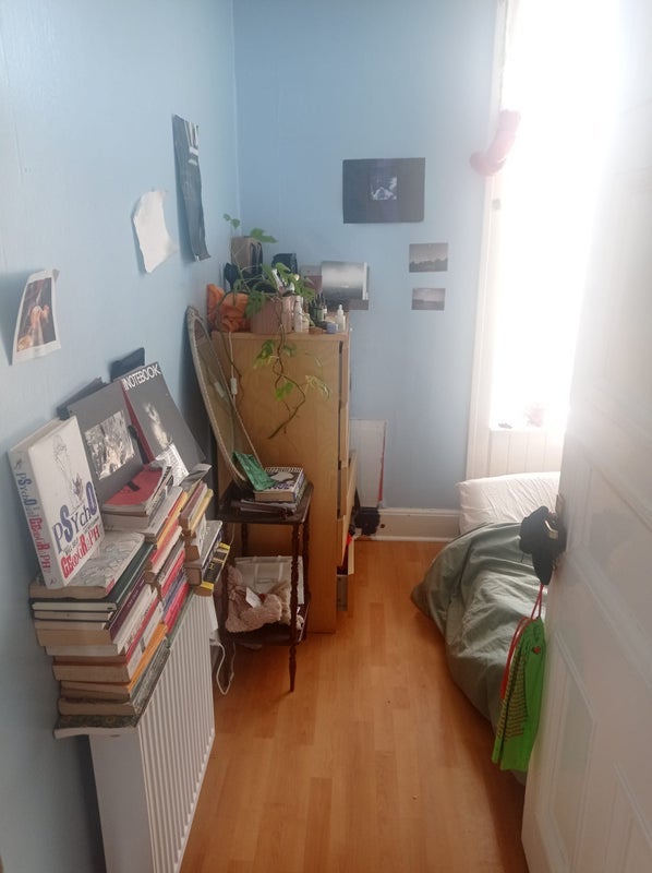 Room Letherby Drive in Glasgow