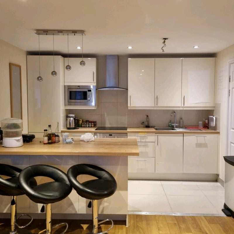 Room Regency Street in City of Westminster