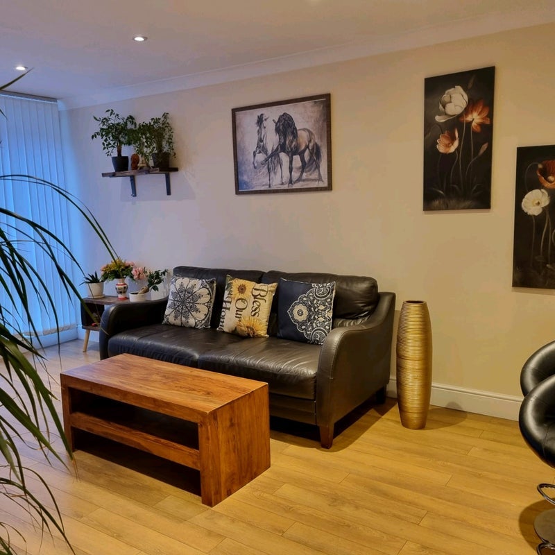 Room Regency Street in City of Westminster