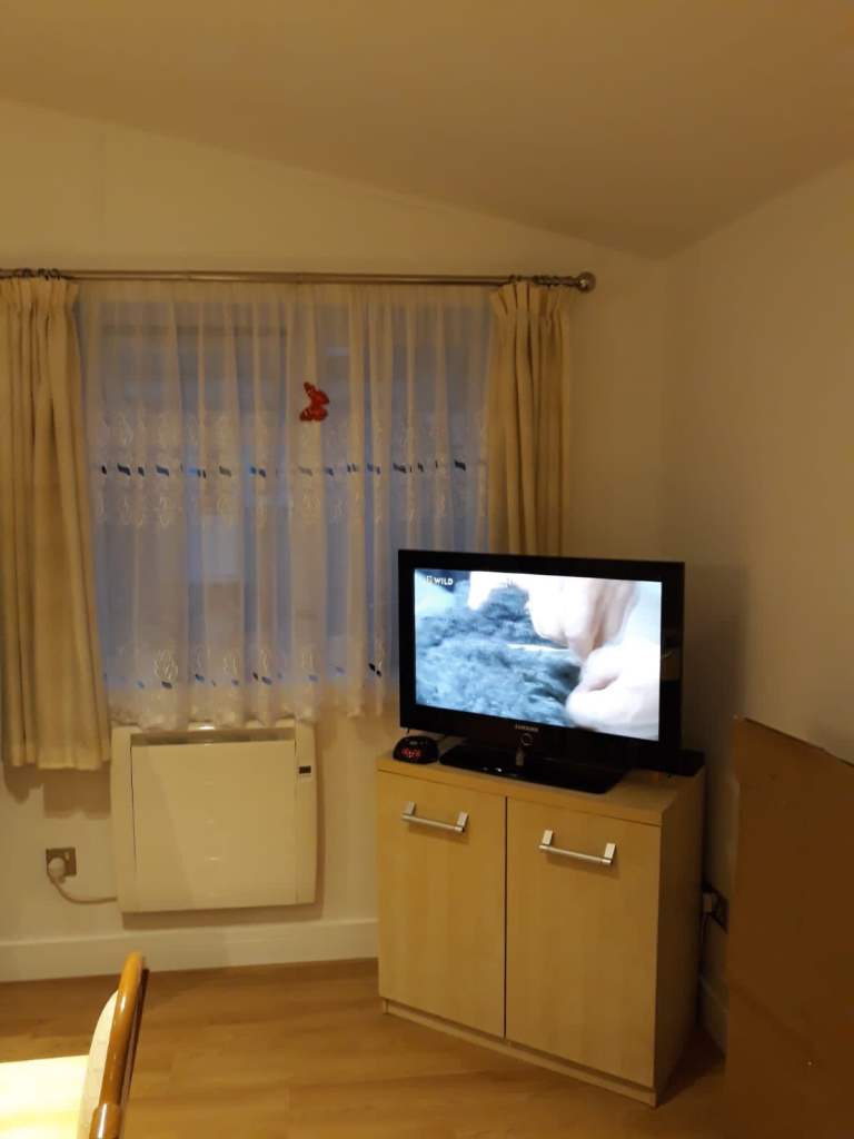 Flat Warrington Avenue in Slough