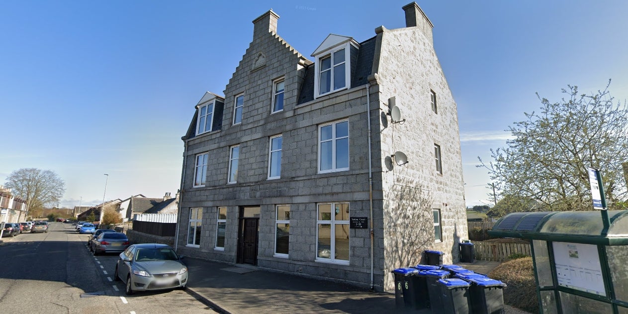 Flat Northern Road in Kintore