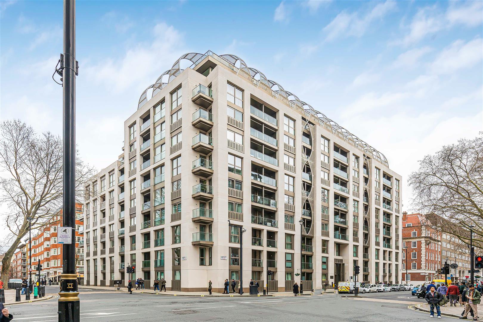 Flat Horseferry Road in City of Westminster