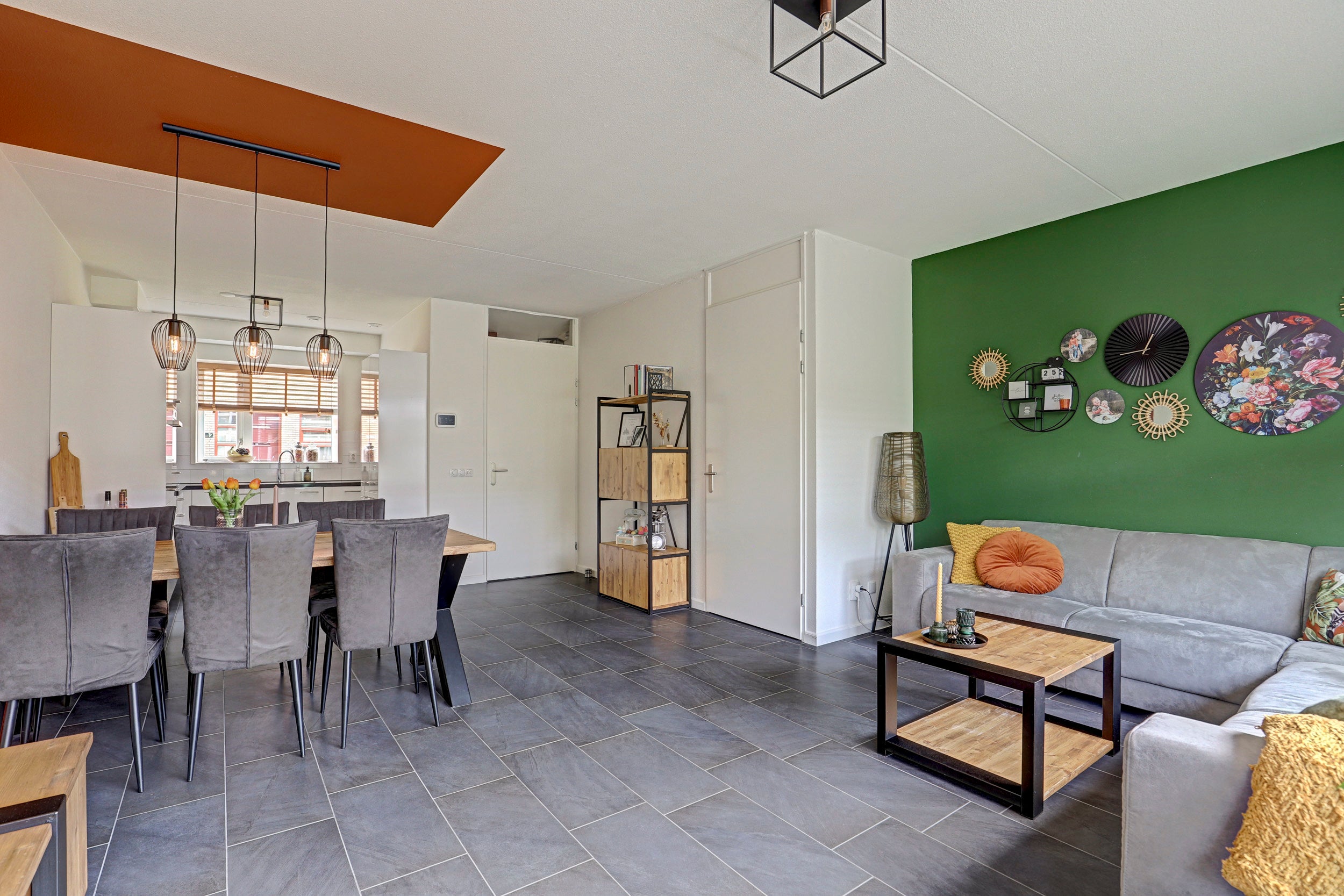 Tussenwoning te koop: Moerasvaren 52, Hendrik-Ido-Ambacht