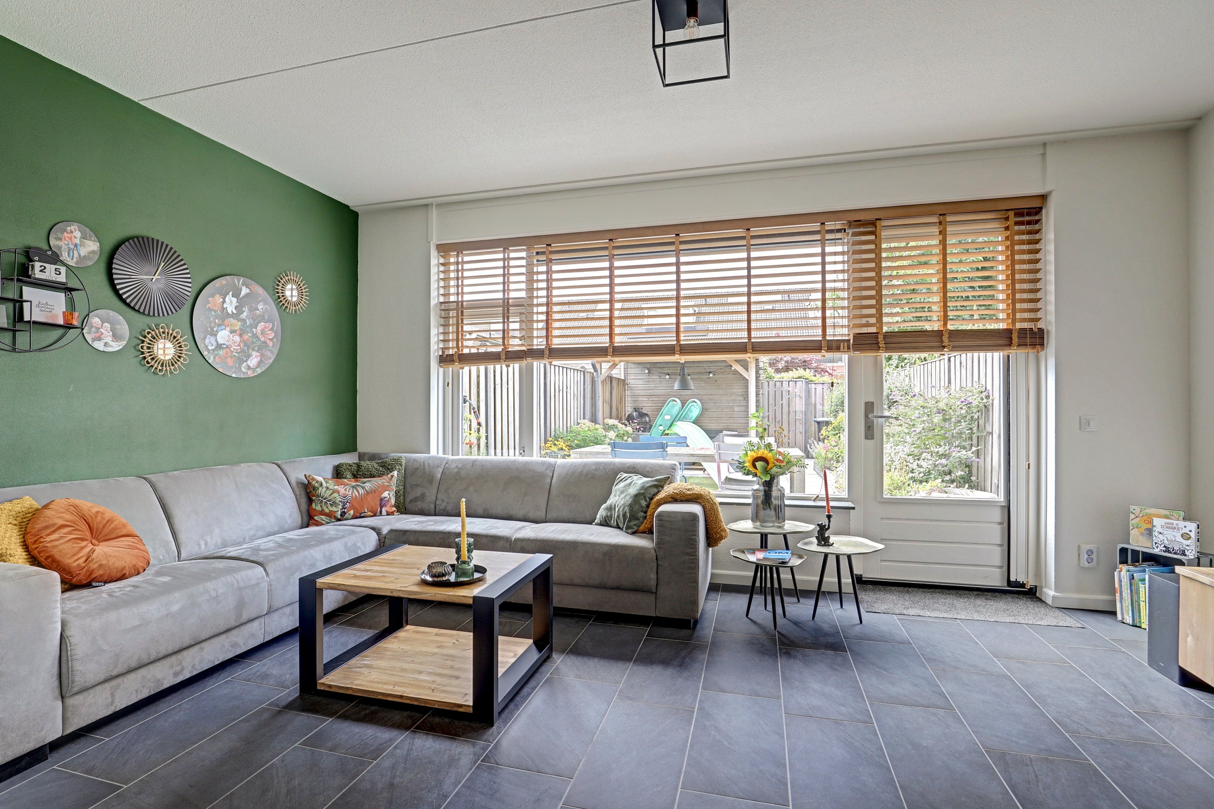 Tussenwoning te koop: Moerasvaren 52, Hendrik-Ido-Ambacht