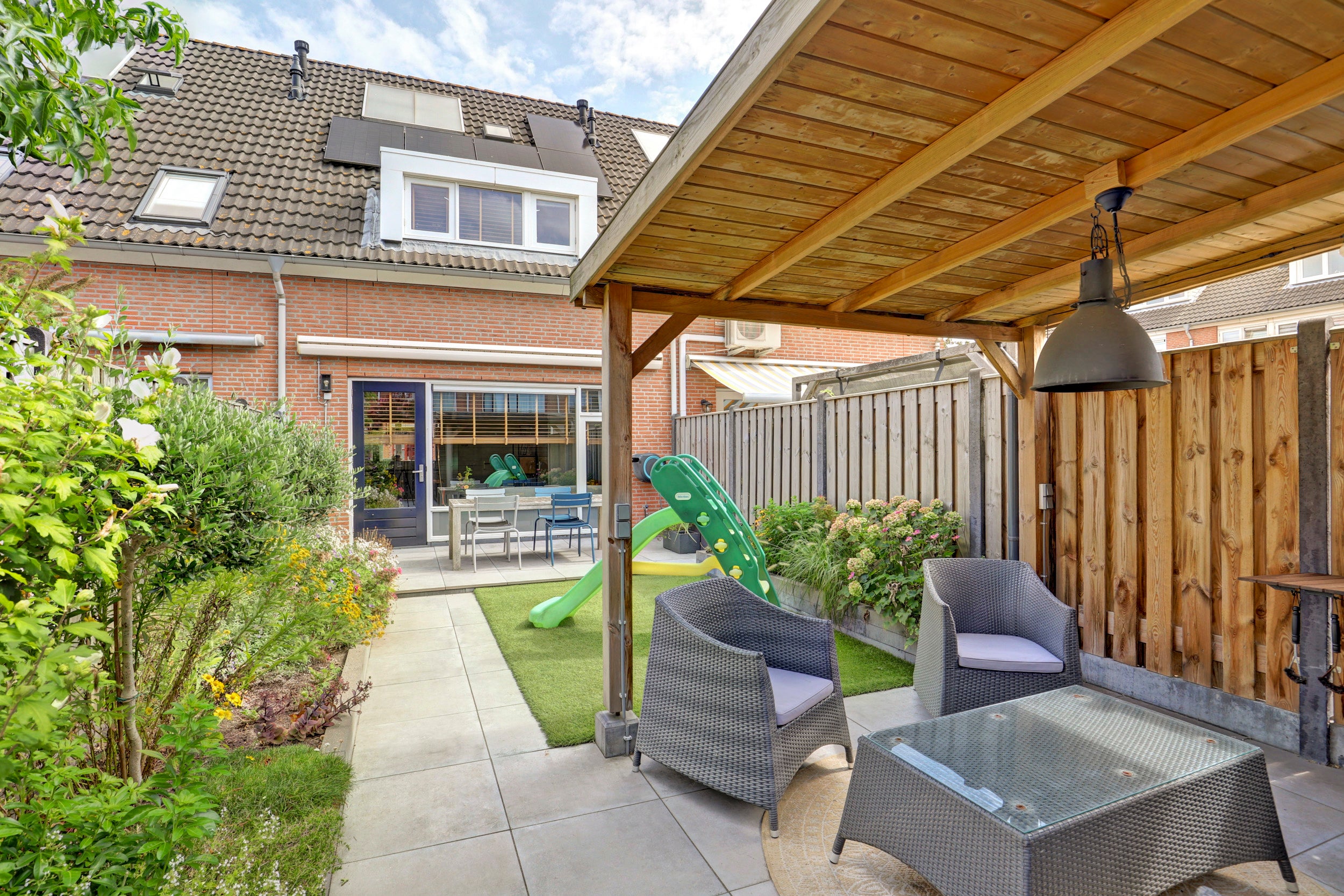 Tussenwoning te koop: Moerasvaren 52, Hendrik-Ido-Ambacht