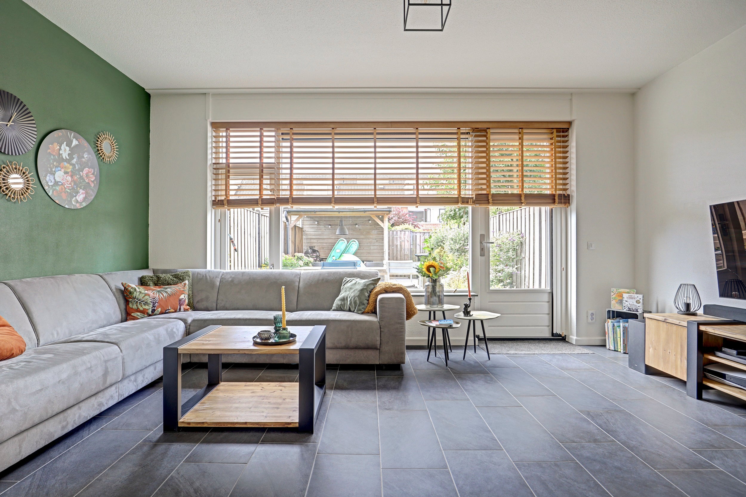 Tussenwoning te koop: Moerasvaren 52, Hendrik-Ido-Ambacht