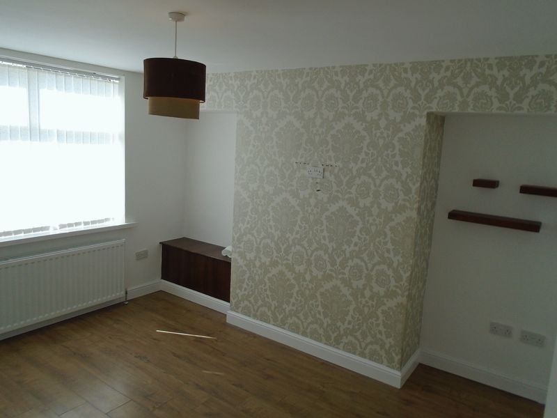 Flat Marondale Avenue in Newcastle upon Tyne