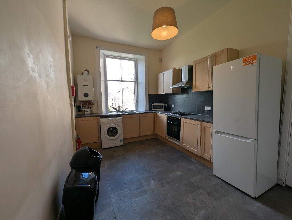 Flat New Mart Road in City of Edinburgh