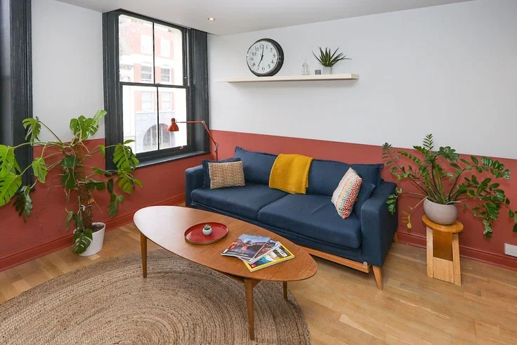 Flat Shoreditch High Street in Greater London