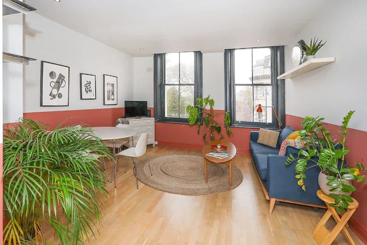 Flat Shoreditch High Street in Greater London