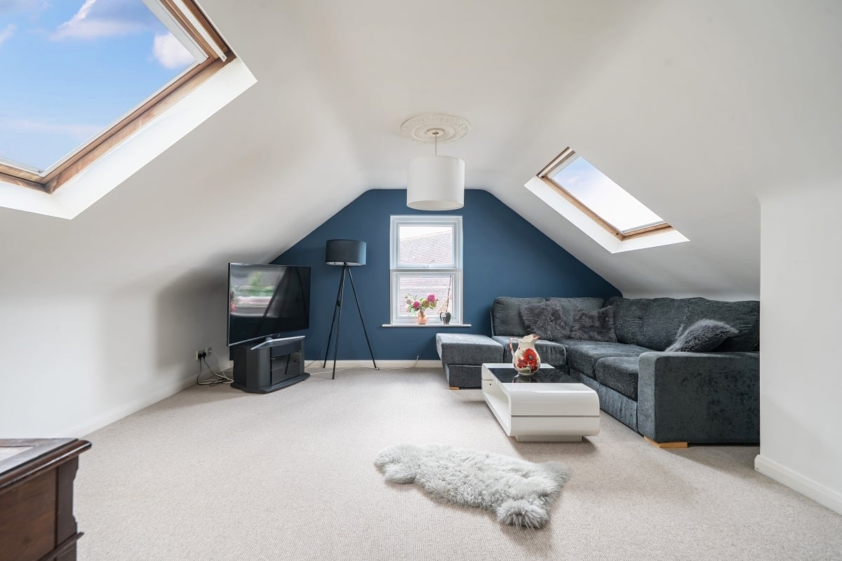 Flat Church Road in Waverley