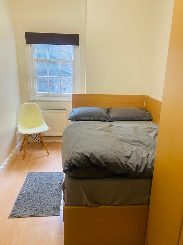 Flat Bath Street in Royal Leamington Spa