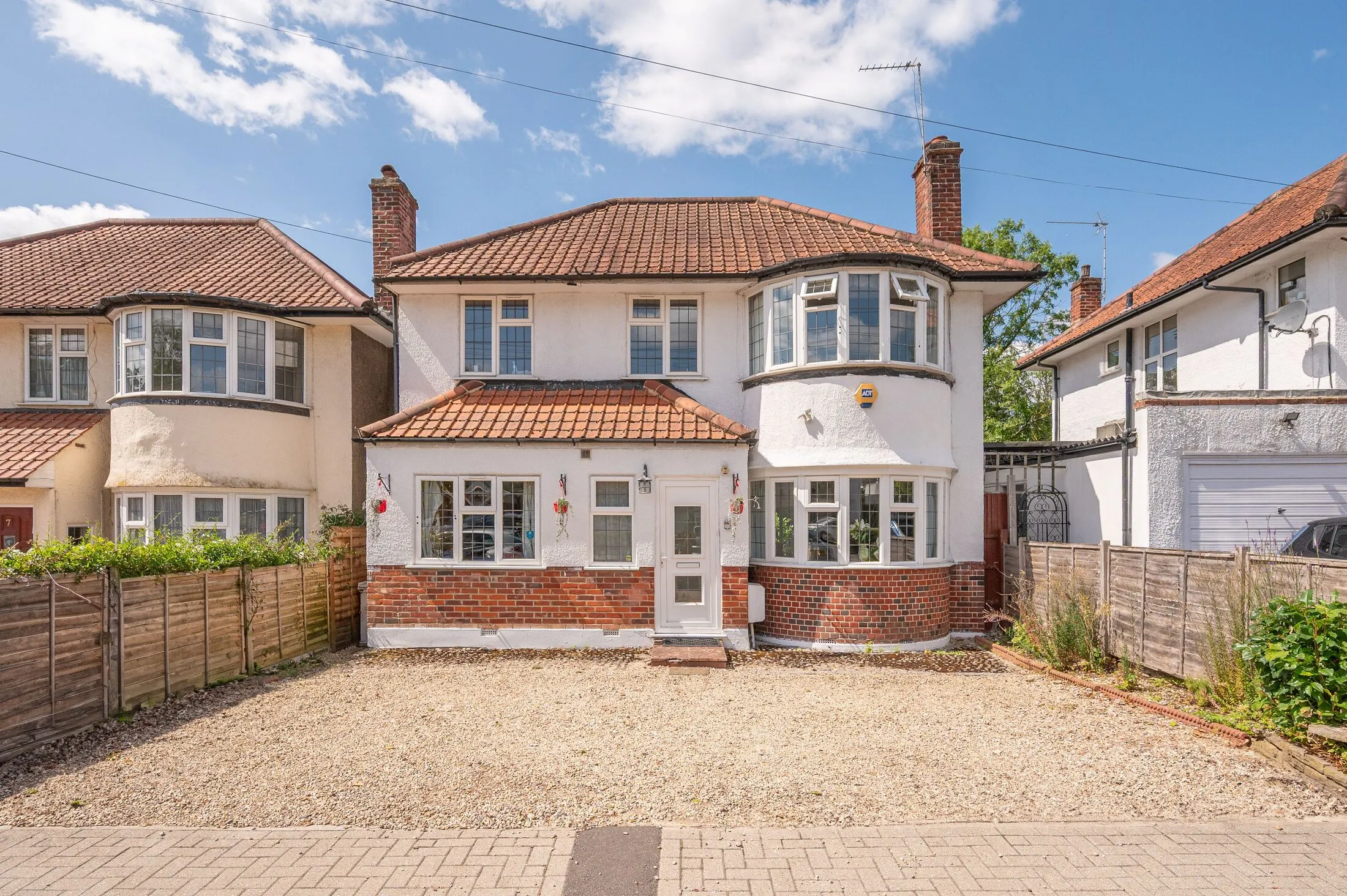 House Uphill Grove in Greater London